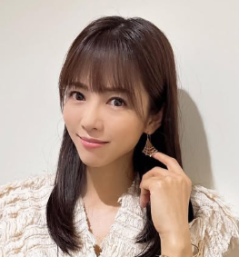 笑顔の女性