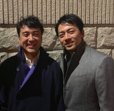 男性の2ショット写真