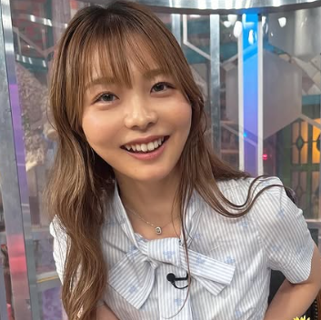 笑顔の女性